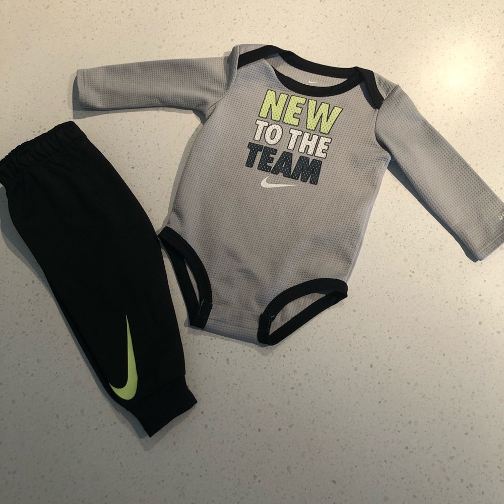 Nike baby boy Set